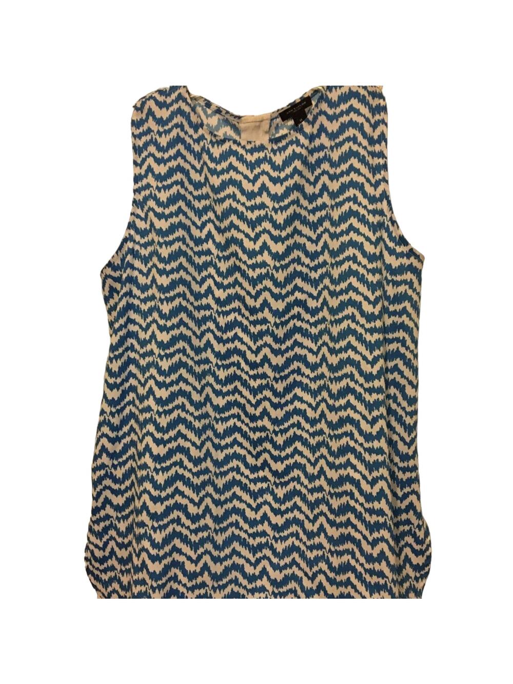 Ann Taylor Sleeveless, Scoop Neck & Hem, Small 0, 6” Side Slits 1/4 Zip Back Top